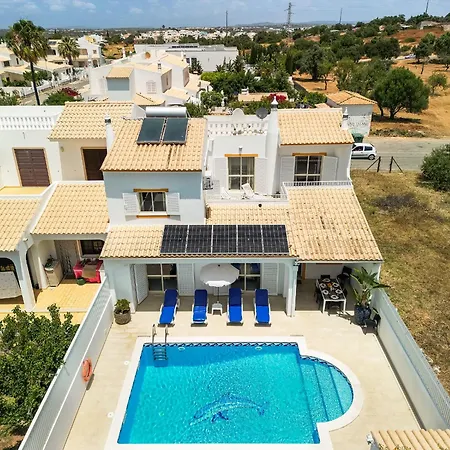 Vakantiehuis Chiquito - Private Pool&parking - Bbq&ac&wi-fi *