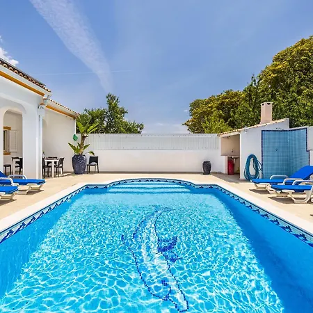 度假居 Chiquito - Private Pool&parking - Bbq&ac&wi-fi